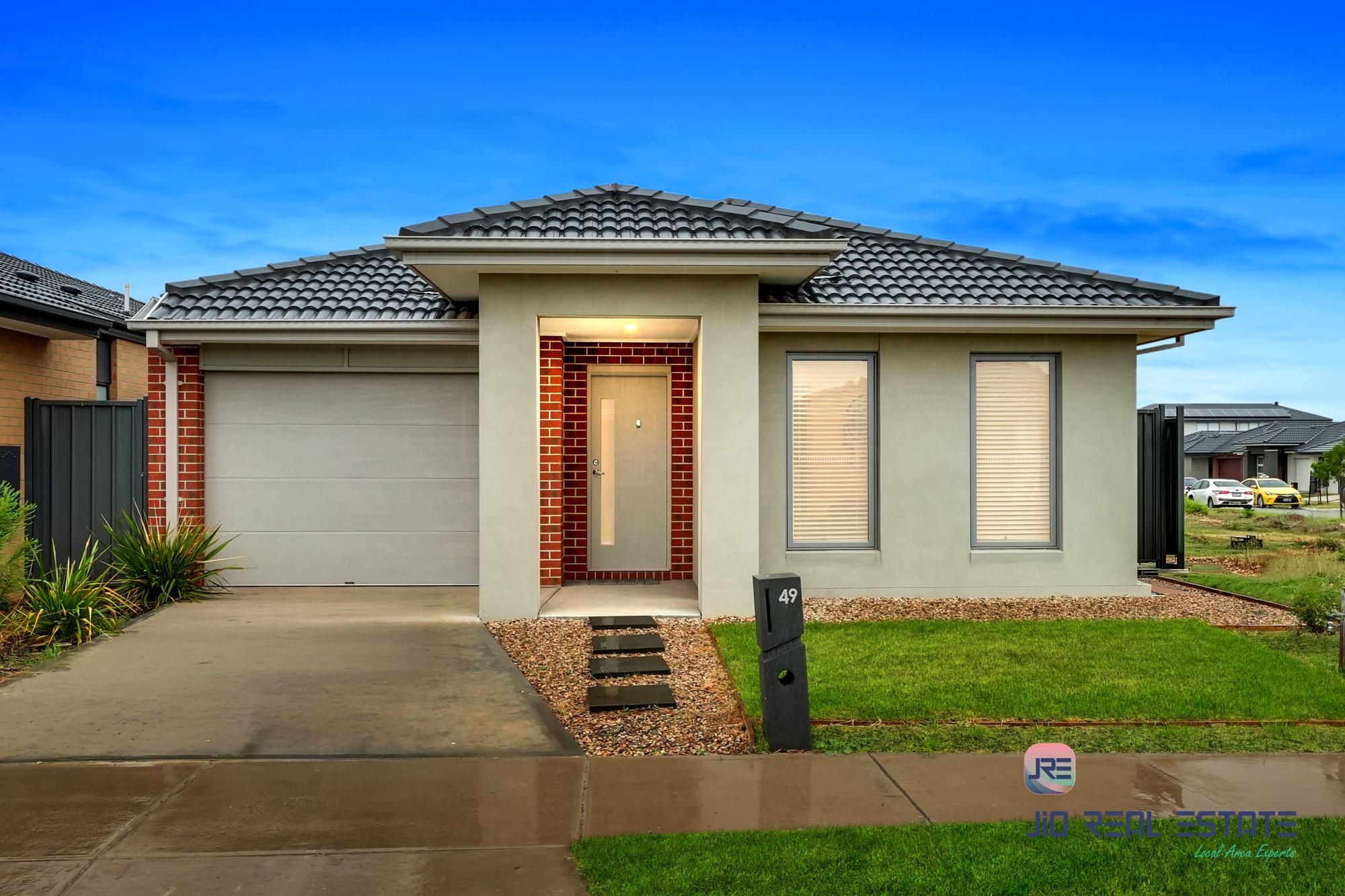 49 Pintail Drive, Melton South VIC