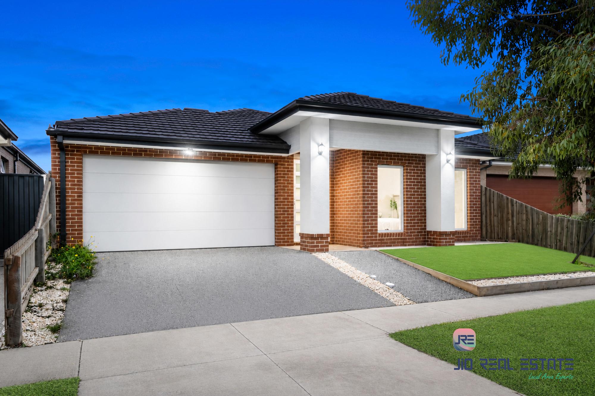 21 Morningside Drive, Thornhill Park VIC